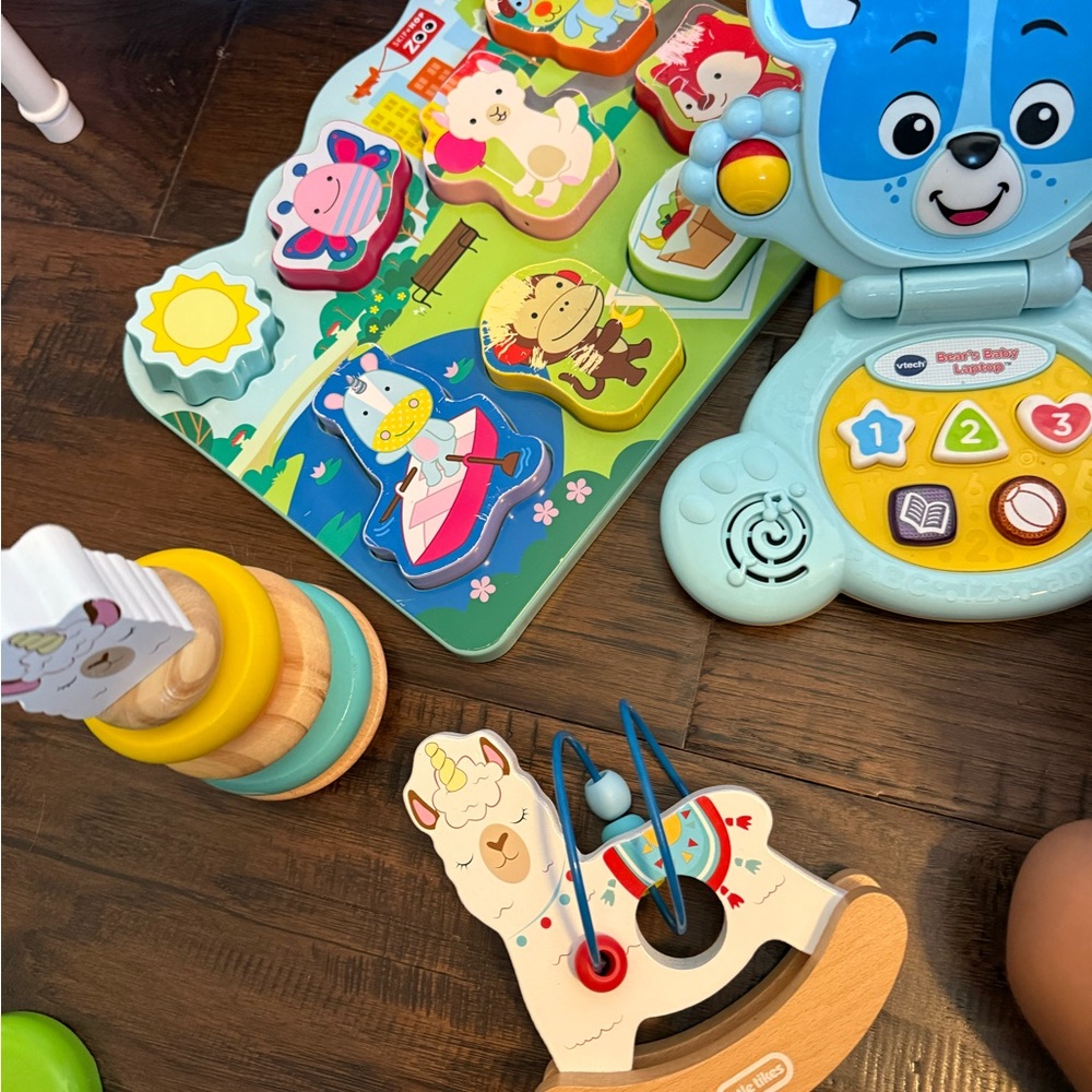 BUNDLE 4 KID TOYS